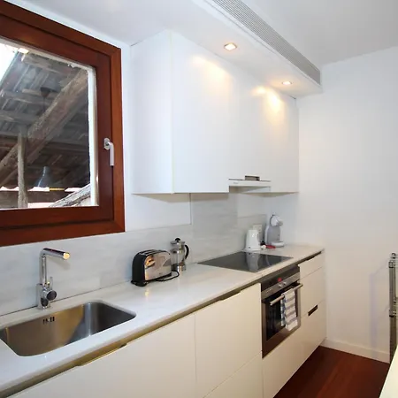 Missio Triplex House In Old Town Of