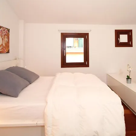 Missio Triplex House In Old Town Of Holiday home *