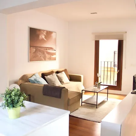Missio Triplex House In Old Town Of *